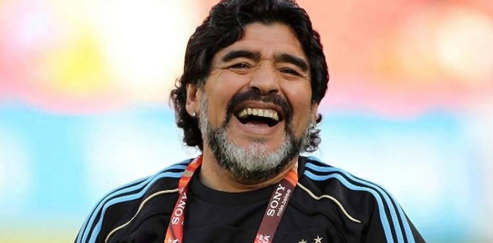 Maradona y los fierros: la vez que Williams lo quiso subir a un Fórmula 1 y el día que giró en un TC