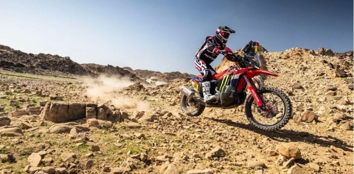 Dakar 2026: con Benavides en P7, Schareina lidera la primera parte de la Etapa Maratón