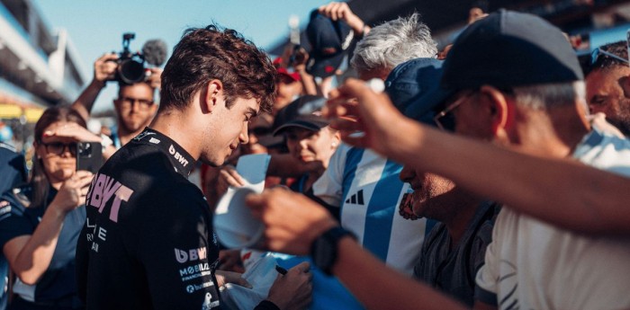 F1: Colapinto, a corazón abierto: “Me encanta ser ese por el que muchos chicos tienen pasión por el deporte”