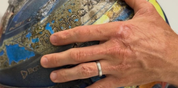 F1: “No sabia si estaba preparado para volver a verlo”, el crudo reencuentro de Grosjean con el casco que lo salvó