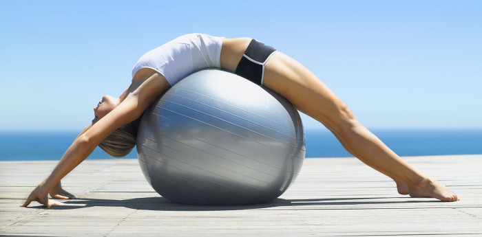 Salud y bienestar: 5 estiramientos clave para resetear tu cuerpo tras un día de estrés