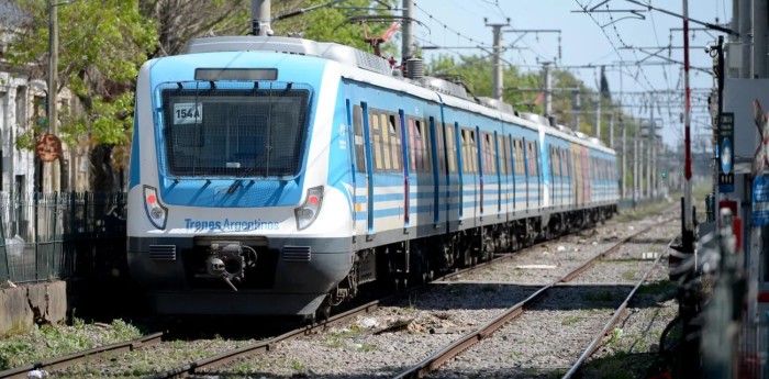 ¡Atención! Se levantó el paro de trenes