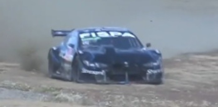 TC: ¡Al límite! El despiste de Santero con el BMW en la clasificación