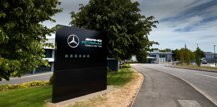 F1: ¡Sonrie Alpine! Mercedes ganó la guerra de los motoristas y se guardó una carta clave para Australia