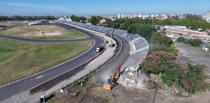 ¡Tristeza en Chevrolet! Se demolió la histórica tribuna número 15 del autódromo de Buenos Aires