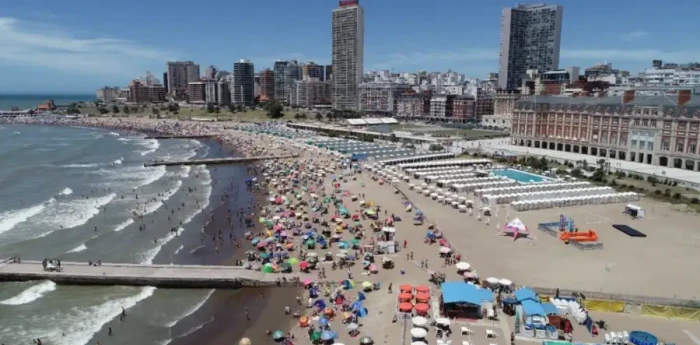 Vacaciones de verano: cuáles fueron los destinos más elegidos por los turistas argentinos en enero