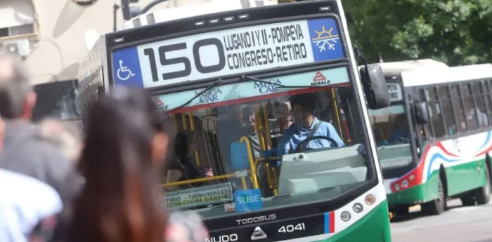 ¿De cuánto es el aumento de colectivos y peajes en CABA para marzo?