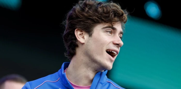 F1: ¡Hizo de las suyas! El cruce entre Colapinto y una periodista española en China