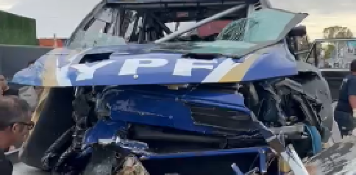 TC2000: el fuerte accidente de Vivian en la primera práctica en el Callejero de Buenos Aires