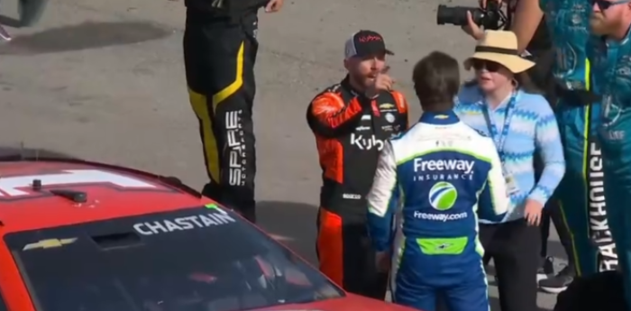 NASCAR: ¡Tensión máxima! Dos pilotos casi se van a las manos tras la carrera en Las Vegas