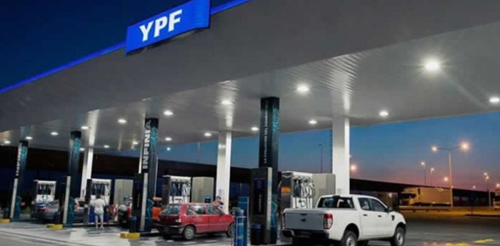 Cómo acceder a los descuentos en combustible en las estaciones YPF
