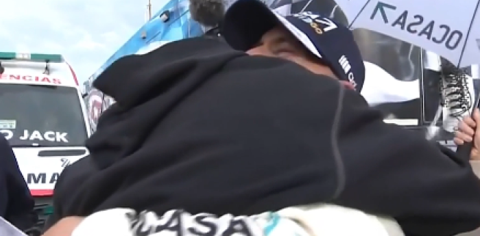 TN APAT: el emocionante abrazo de los Pernía tras la pole de Leonel en Rosario