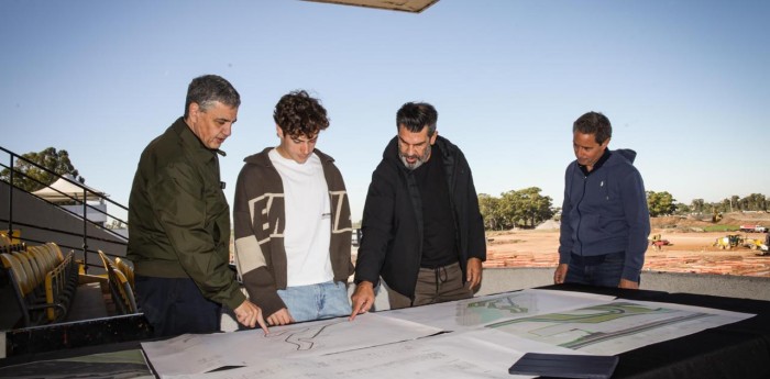 Antes del Road Show en Palermo, Franco Colapinto visitó las obras en el autódromo de Buenos Aires