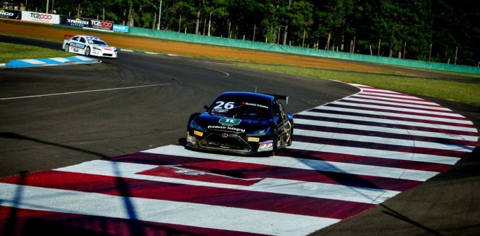 Top Race: Ciarrocchi fue recargado por la maniobra a Verriello y Montans heredó el triundo en el Sprint de Concordia