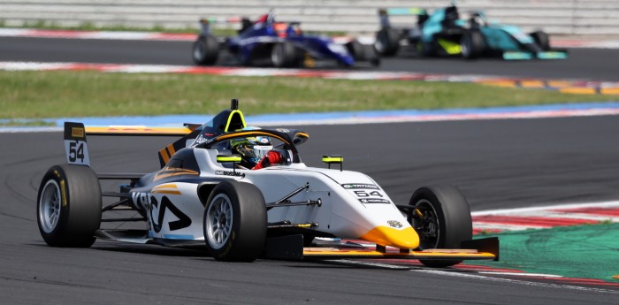 F4 Italiana: el Alpha 54 Racing pone en marcha su temporada junto a Federico Díaz y Thiago Palotini
