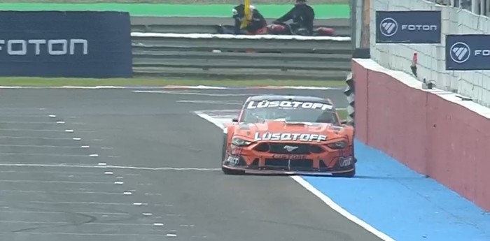 TC: preocupación para Lambiris tras un problema en el primer entrenamiento en Termas