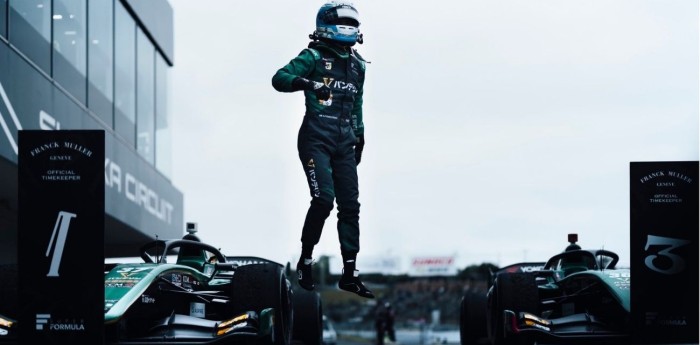 La excitación de Sacha Fenestraz tras su victoria en la Súper Fórmula Japonesa