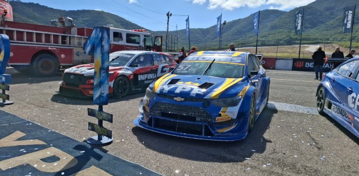 TC2000: Franco Vivian: "Vi que la carrera se iba a definir en los boxes"