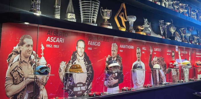 Emotivo homenaje en Maranello a Juan Manuel Fangio