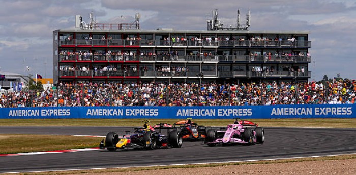 F2: ¡Apasionante final en la Sprint! Así fue la batalla entre Tsolov y Mini por la victoria en Silverstone