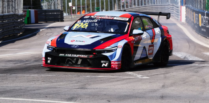TCR World Tour: Azcona se quedó con la pole en Vila Real