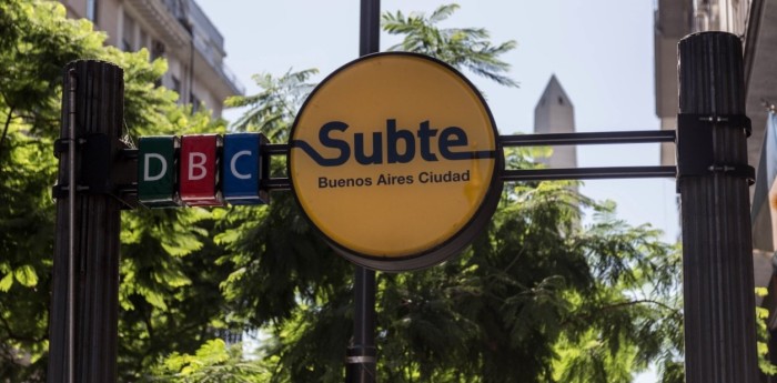 ¿Cómo funcionarán los colectivos, los subtes y los trenes del AMBA durante el partido de Argentina-Inglaterra?