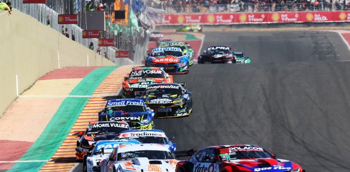 El piloto histórico que vuelve al TC tras casi un año de ausencia y manejará un Ford Mustang
