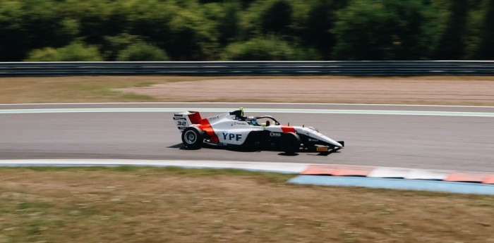 F4 CEZ: Bulbarella y Bruno cumplieron con el comienzo de la actividad en Most
