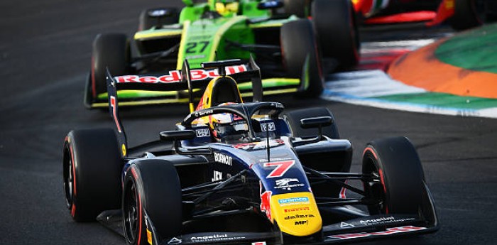 F3: Colnaghi completó una carrera difícil en Monza con una penalización lo dejó en el P20