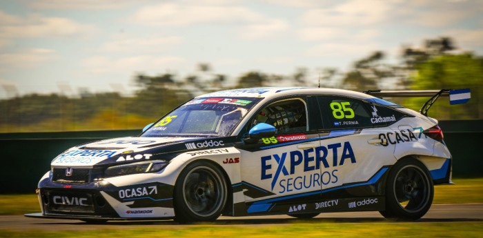 TCR South America: Tiago Pernía heredó la victoria en una electrizante definición de la carrera 1 en Concordia