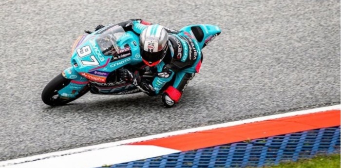 Morelli protagonizó una sorprendente remontada en Austria para ser 8° y Perrone fue 12° en Moto3