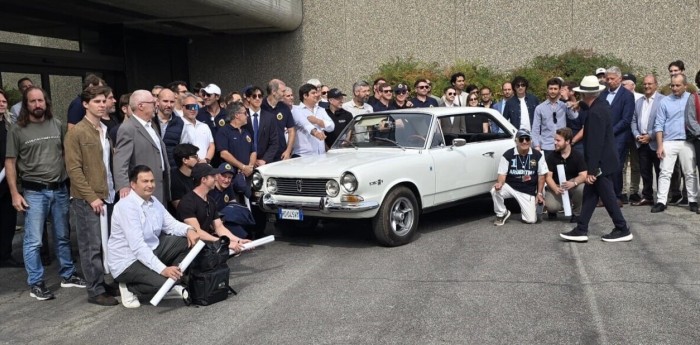 Con Horacio Pagani presente, el Torino fue homenajeado en Italia por sus 60 años con una caravana en Turín