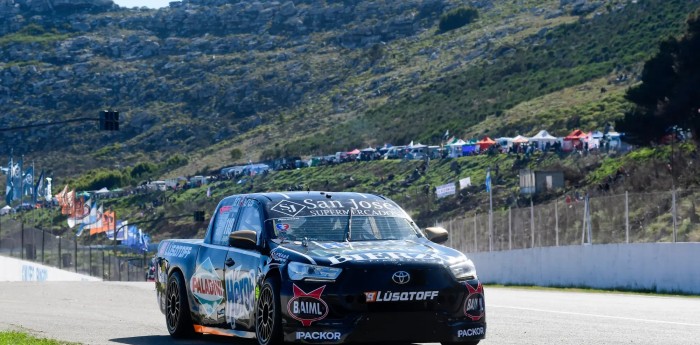 En una final apasionante, Hernán Palazzo ganó la carrera de las TC Pick Up en el regreso del autódromo de Balcarce