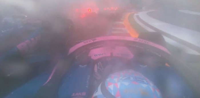 La largada de Colapinto que lo hizo caer al 13° lugar en la Sprint del GP de Singapur