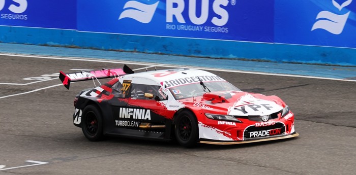 Rossi superó a Santero y se quedó con la segunda batería del TC en Rosario de punta a punta