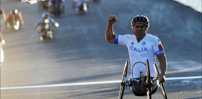 Zanardi dejó el hospital y empieza su rehabilitación