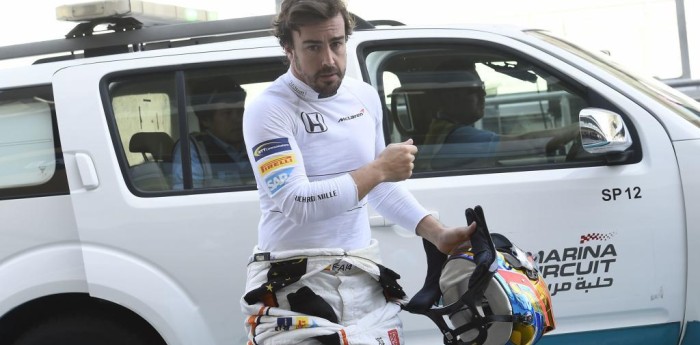 Alonso se golpeó en los test de Abu Dabi