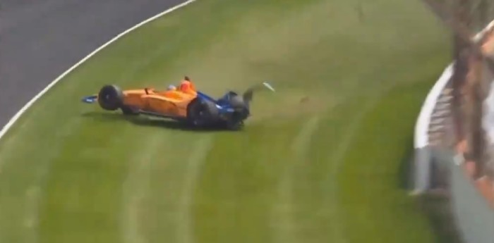 Se accidentó Alonso en Indianápolis