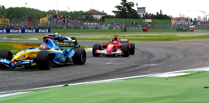 Alonso rememora su batalla con Schumacher
