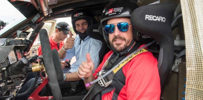 La fantástica sensación de acompañar a Alonso en la Toyota Hilux