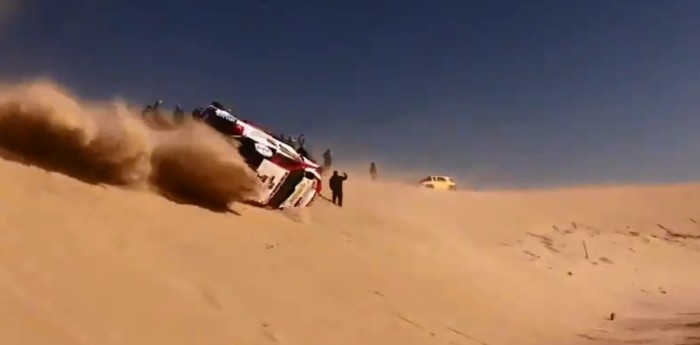 Dakar: espectacular vuelco de Alonso en las dunas