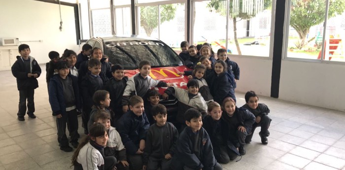 Súper TC2000 va a la Escuela pasó por Villa Madero