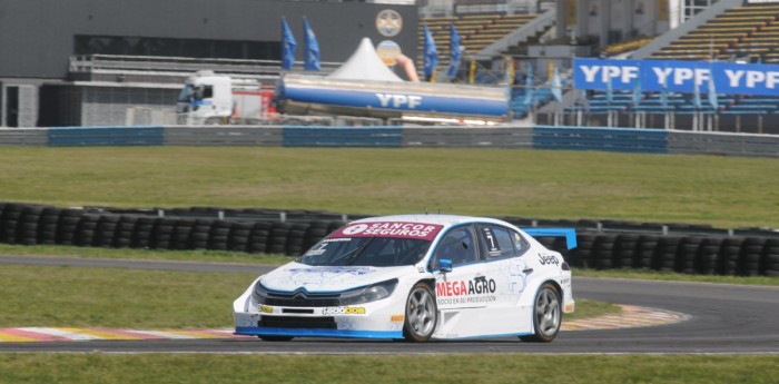 Aramendia y su primer festejo en el TC2000