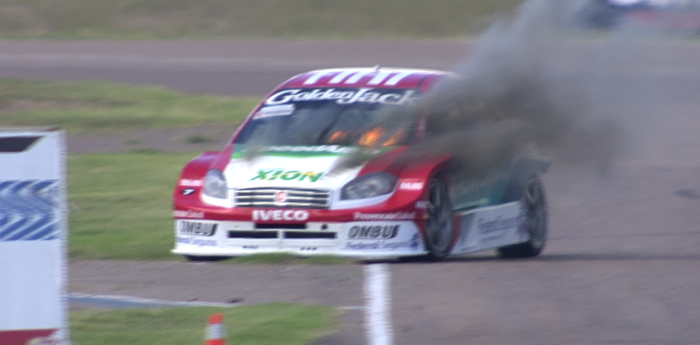 Principio de incendio en el auto de Ardusso