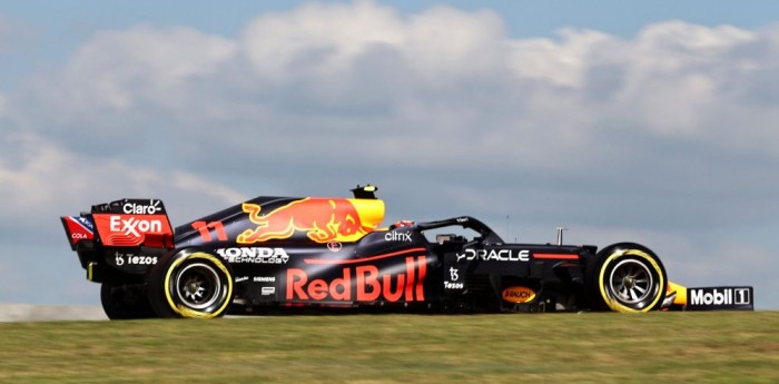Pérez ganó el segundo ensayo con Hamilton y Verstappen enemistados