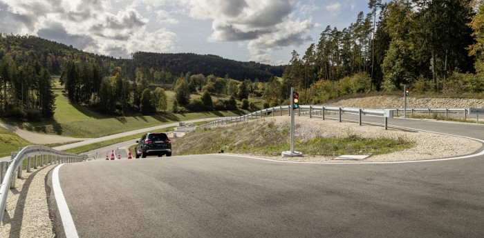 Así es el nuevo Centro de Pruebas y Tecnología de Mercedes-Benz