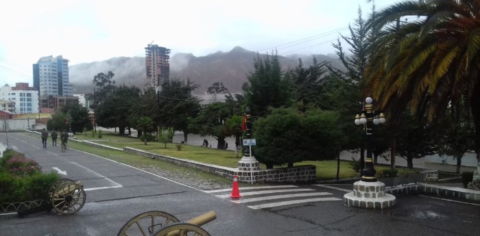 EL EJÉRCITO RECIBE LA CARAVANA