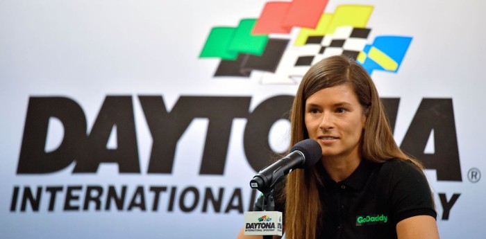 Danica se despide del Nascar