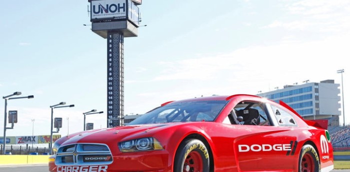 ¿Vuelve Dodge a NASCAR?