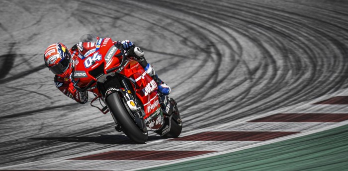 Dovizioso bajo el agua en Valencia ganó la última del año de Moto GP